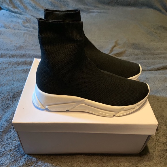 steve madden bitten knit sneakers